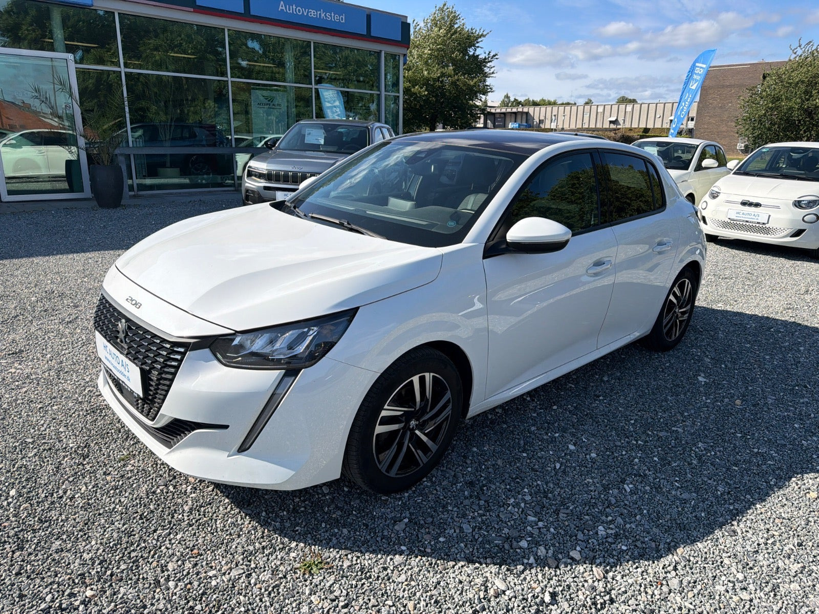Hvid Peugeot 208 fra 2020