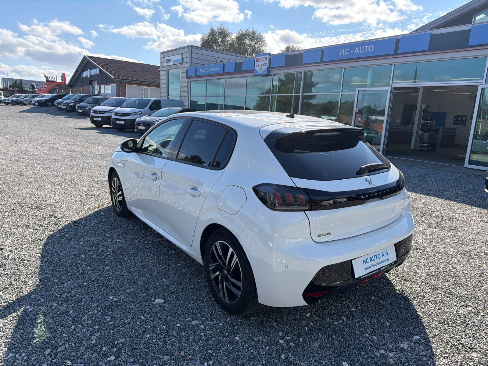 Hvid Peugeot 208 fra 2020