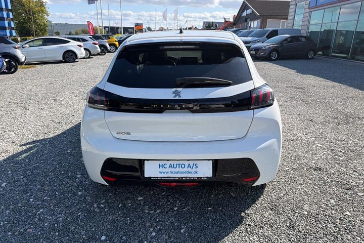 Hvid Peugeot 208 fra 2020