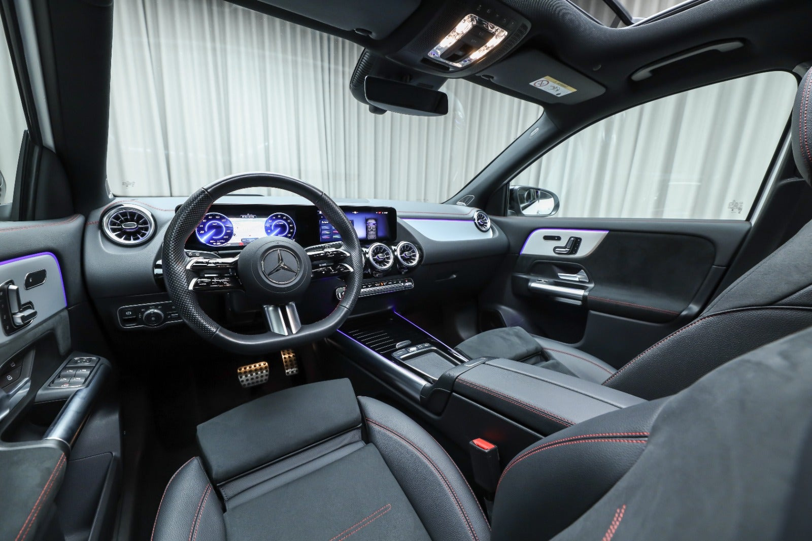 Hvid Mercedes EQA250+ fra 2025