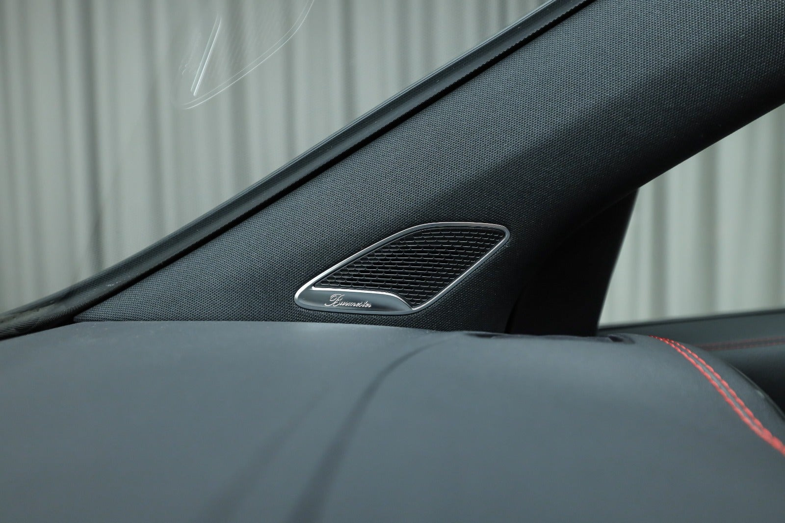 Hvid Mercedes EQA250+ fra 2025