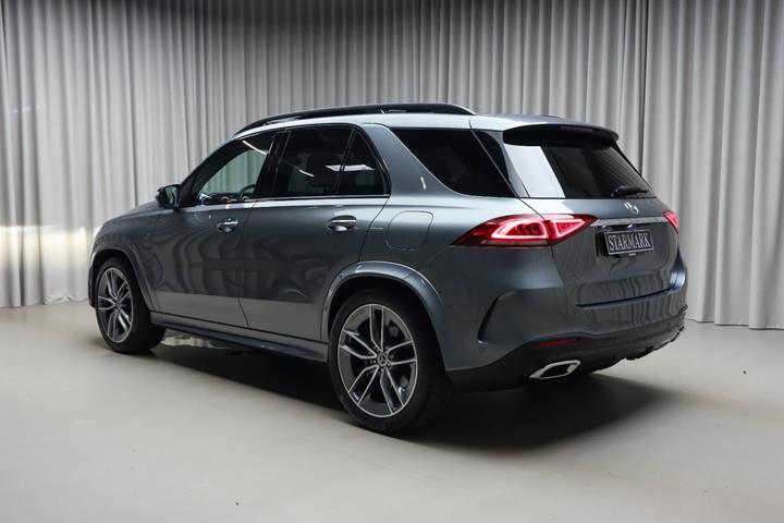 Grå Mercedes GLE350 de fra 2022