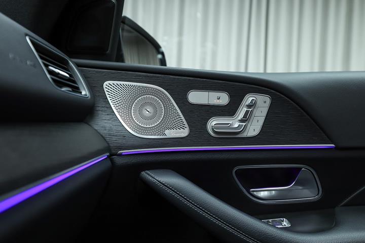 Grå Mercedes GLE350 de fra 2022