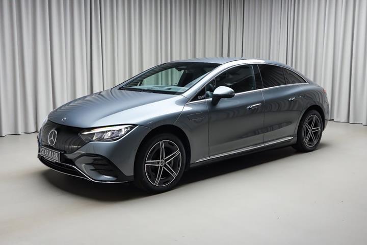 Grå Mercedes EQE350+ fra 2025