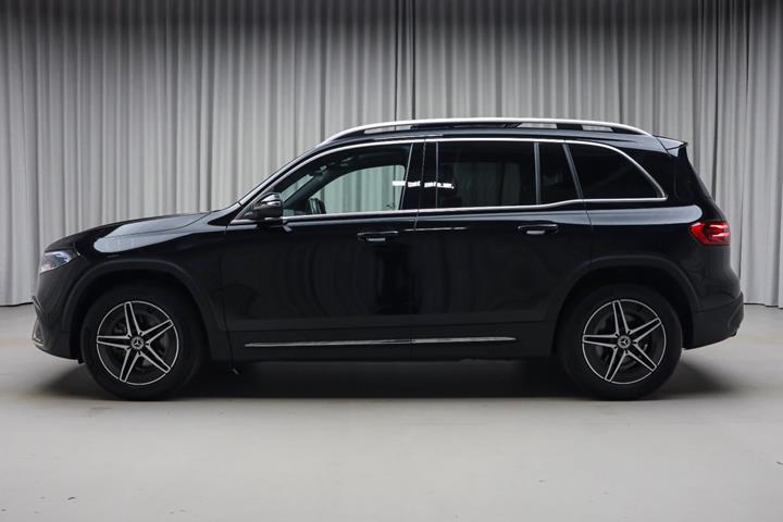 Sort Mercedes EQB250+ fra 2025