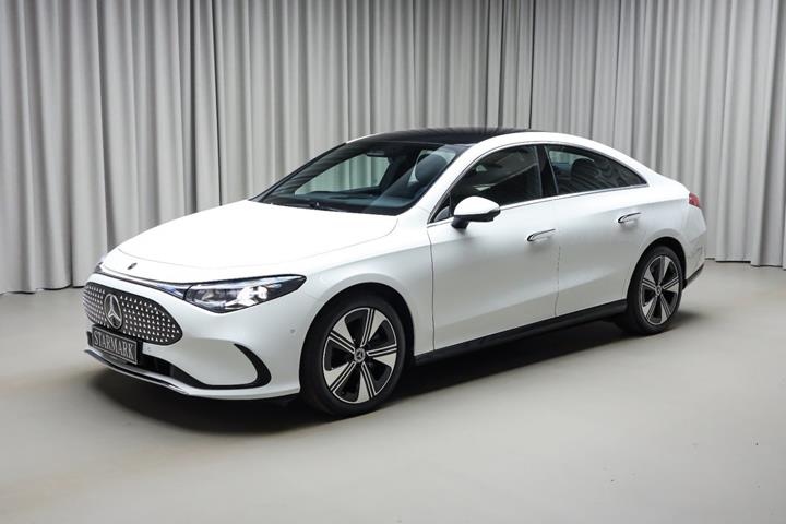Hvid Mercedes CLA250+ fra 2025