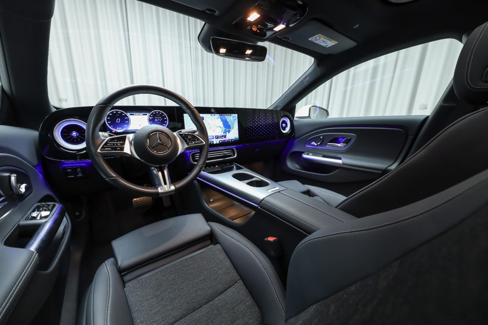 Hvid Mercedes CLA250+ fra 2025