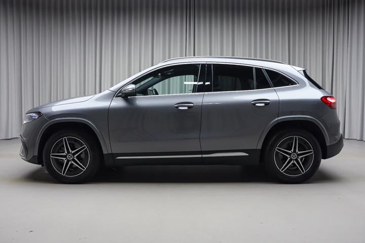 Grå Mercedes EQA350 fra 2025