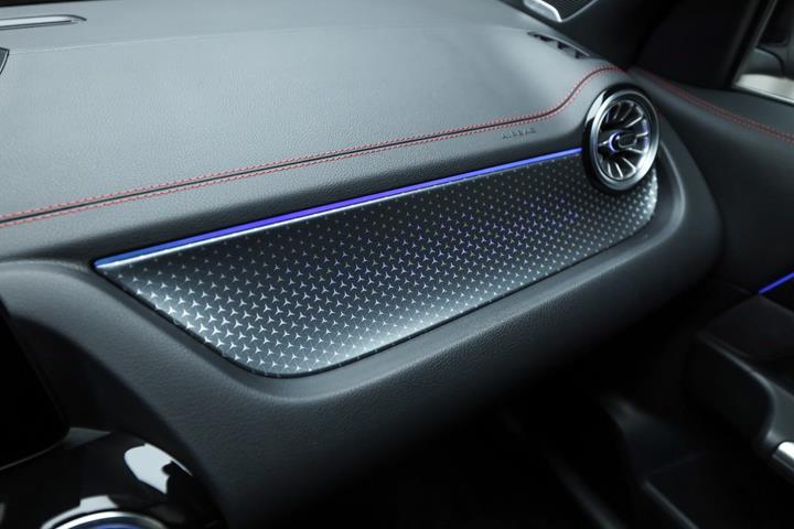 Sort Mercedes EQA250+ fra 2026