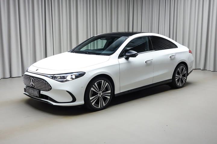 Hvid Mercedes CLA250+ fra 2025