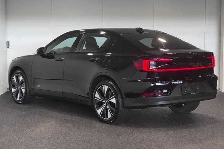 Sort Polestar 2 fra 2023
