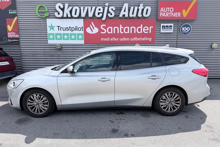 Sølv Ford Focus fra 2019