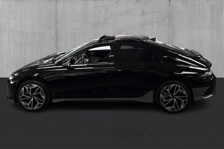 Sort Hyundai Ioniq 6 fra 2024