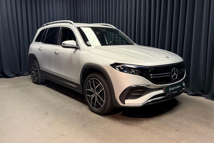 Sølv Mercedes EQB 250+ fra 2023