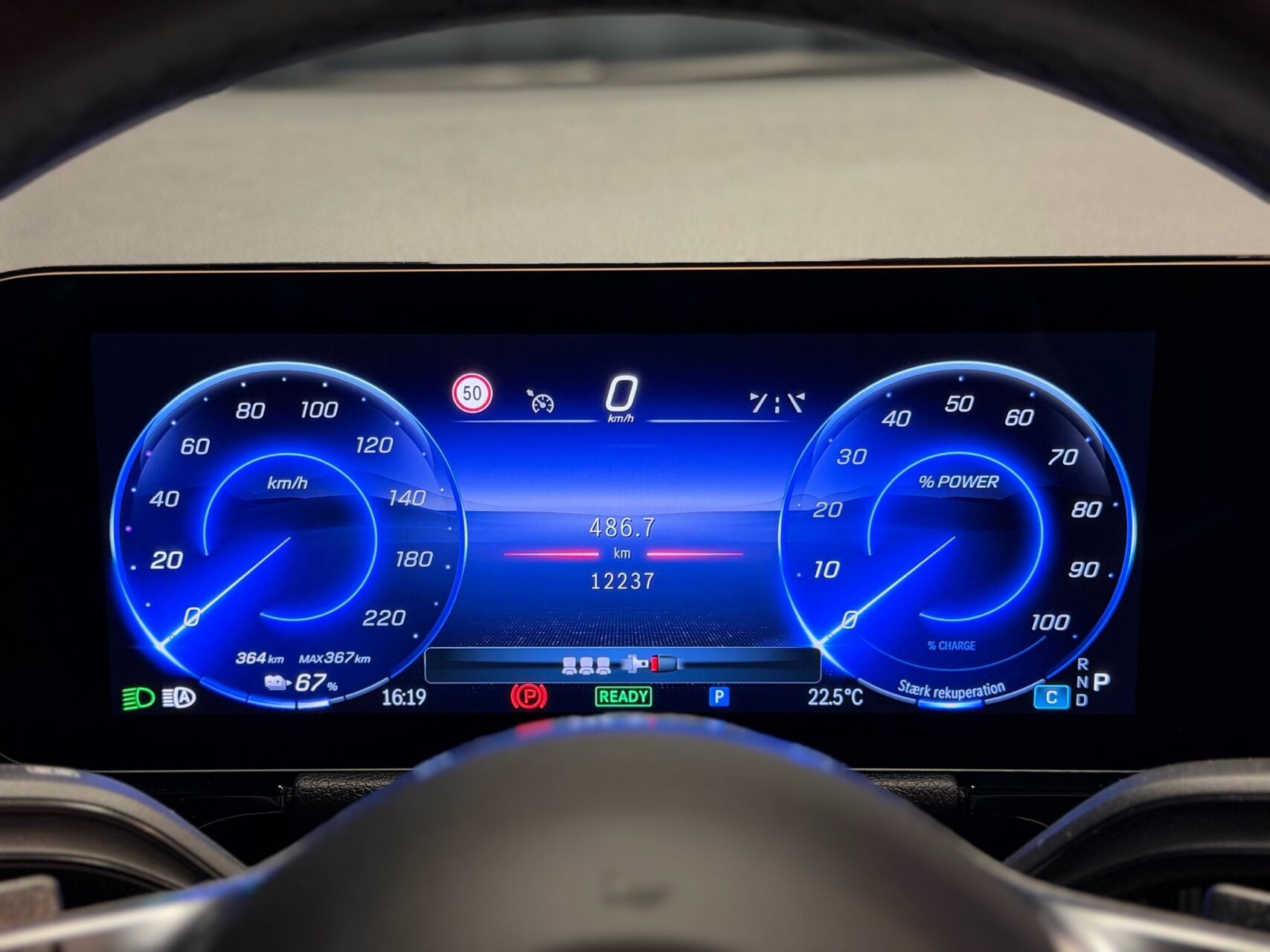 Sort Mercedes EQA 250+ fra 2024