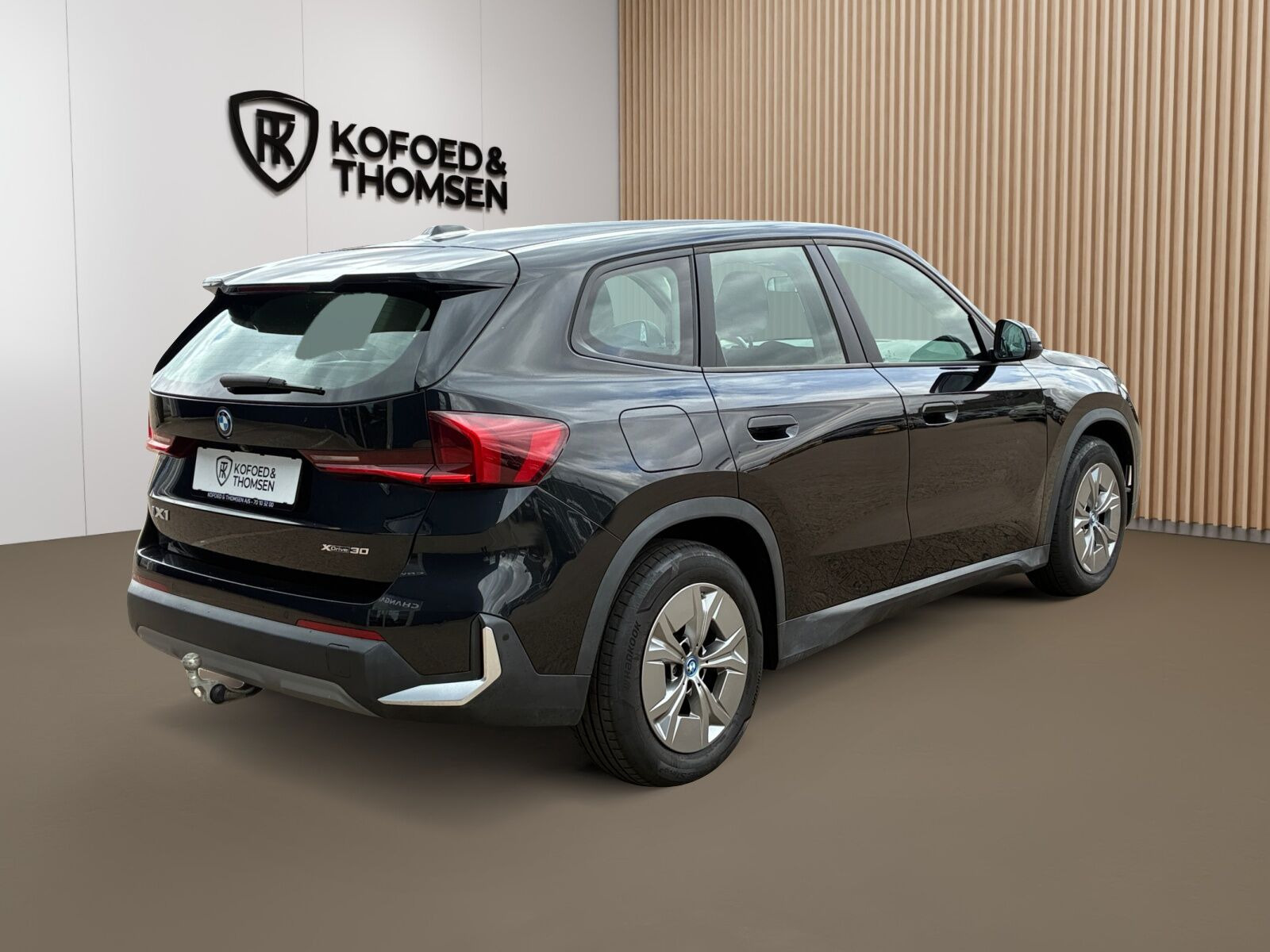 Sort BMW iX1 fra 2023