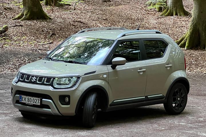 Beige Suzuki Ignis fra 2021