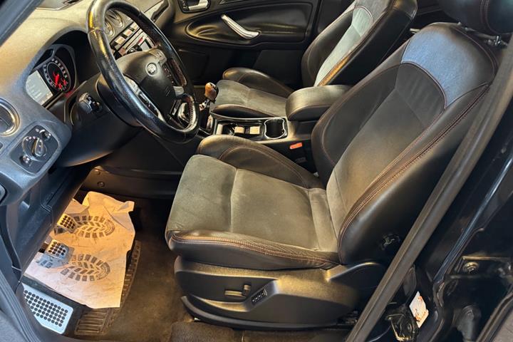 undefined Ford S-MAX fra 2009