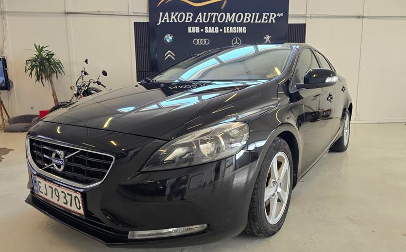 Volvo V40 1,6 D2 115 Drive-E