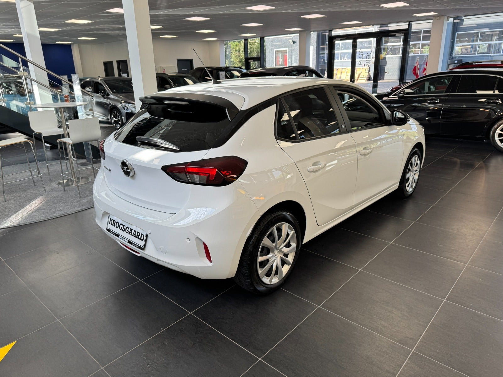 Hvid Opel Corsa-e fra 2022