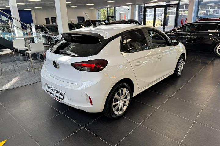 Hvid Opel Corsa-e fra 2022
