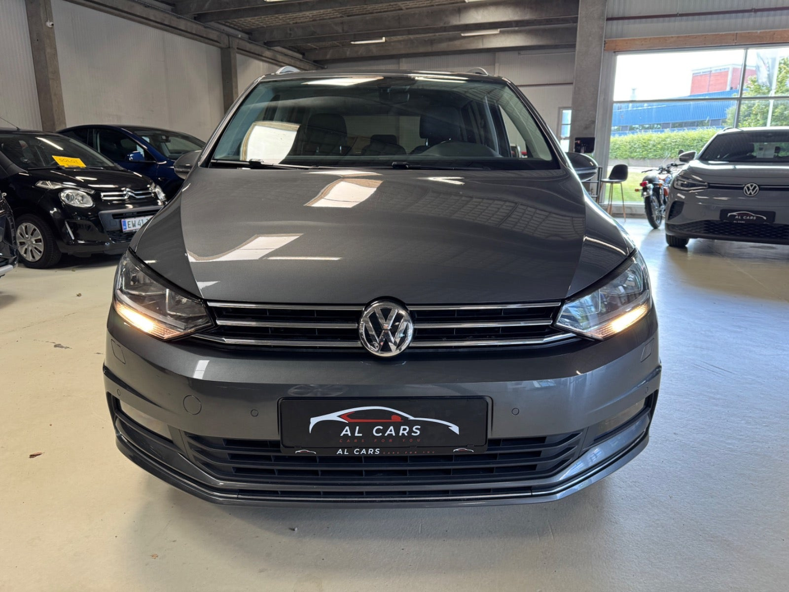 undefined VW Touran fra 2020