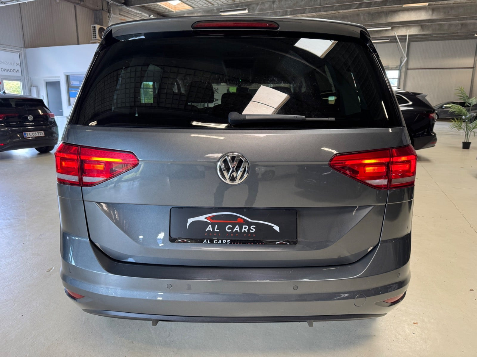 undefined VW Touran fra 2020