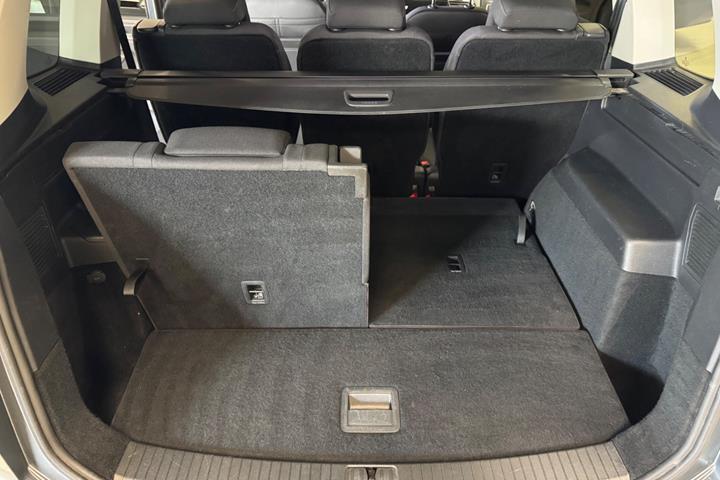 undefined VW Touran fra 2020