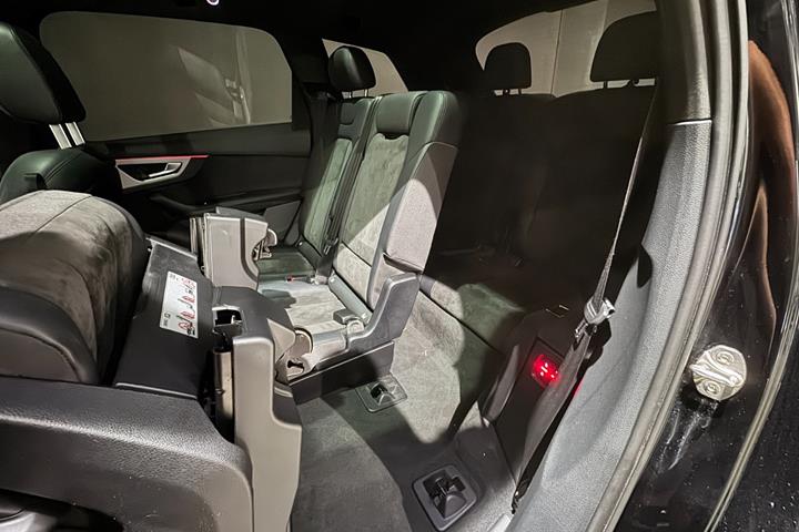 Sort Audi Q7 fra 2018