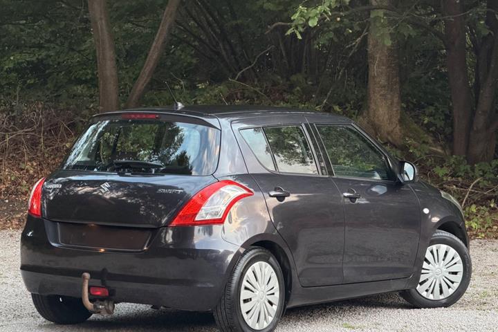 undefined Suzuki Swift fra 2014
