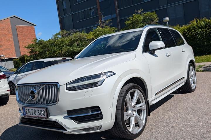 Hvid Volvo XC90 fra 2017