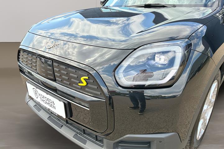 Sort Mini Countryman fra 2025