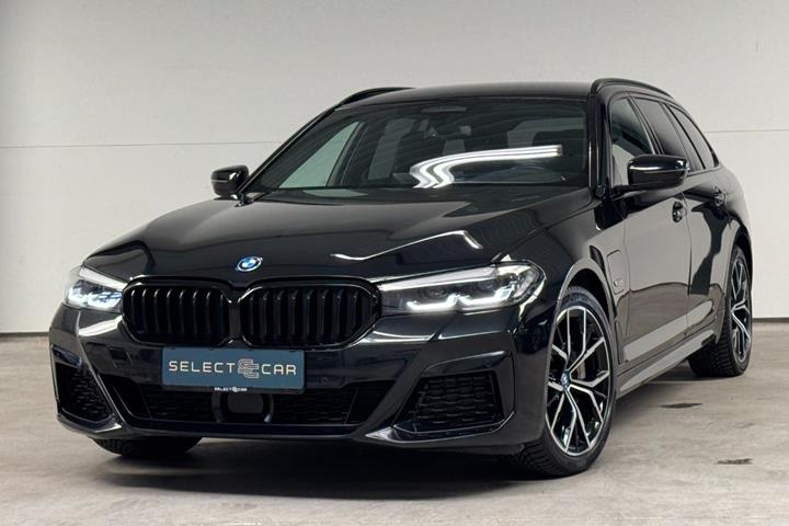 Sort BMW 530e fra 2022
