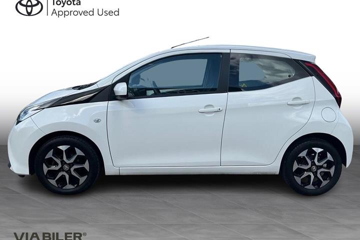 Hvid Toyota Aygo fra 2018
