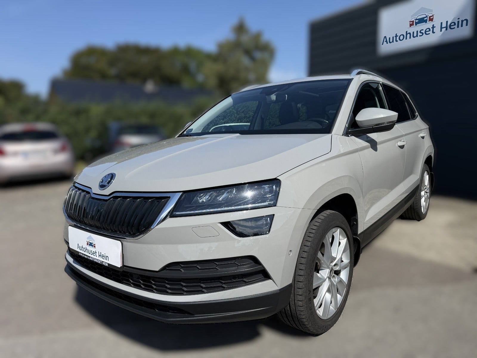 Grå Skoda Karoq fra 2018