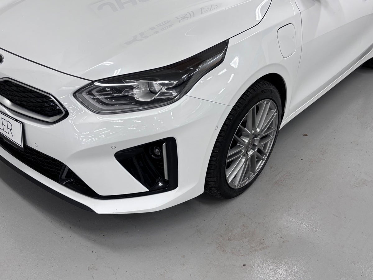 Hvid Kia Ceed fra 2020