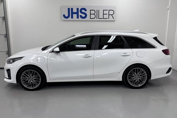 Hvid Kia Ceed fra 2020
