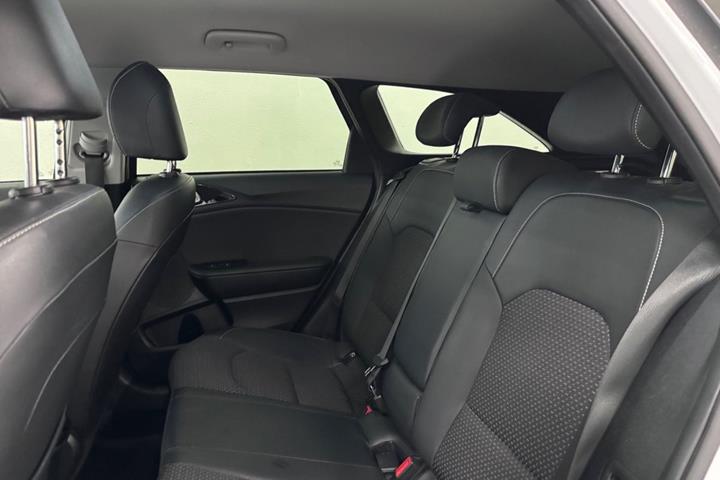 Hvid Kia Ceed fra 2020