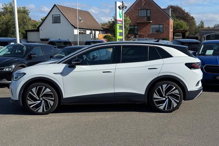 Hvid VW ID.4 fra 2021