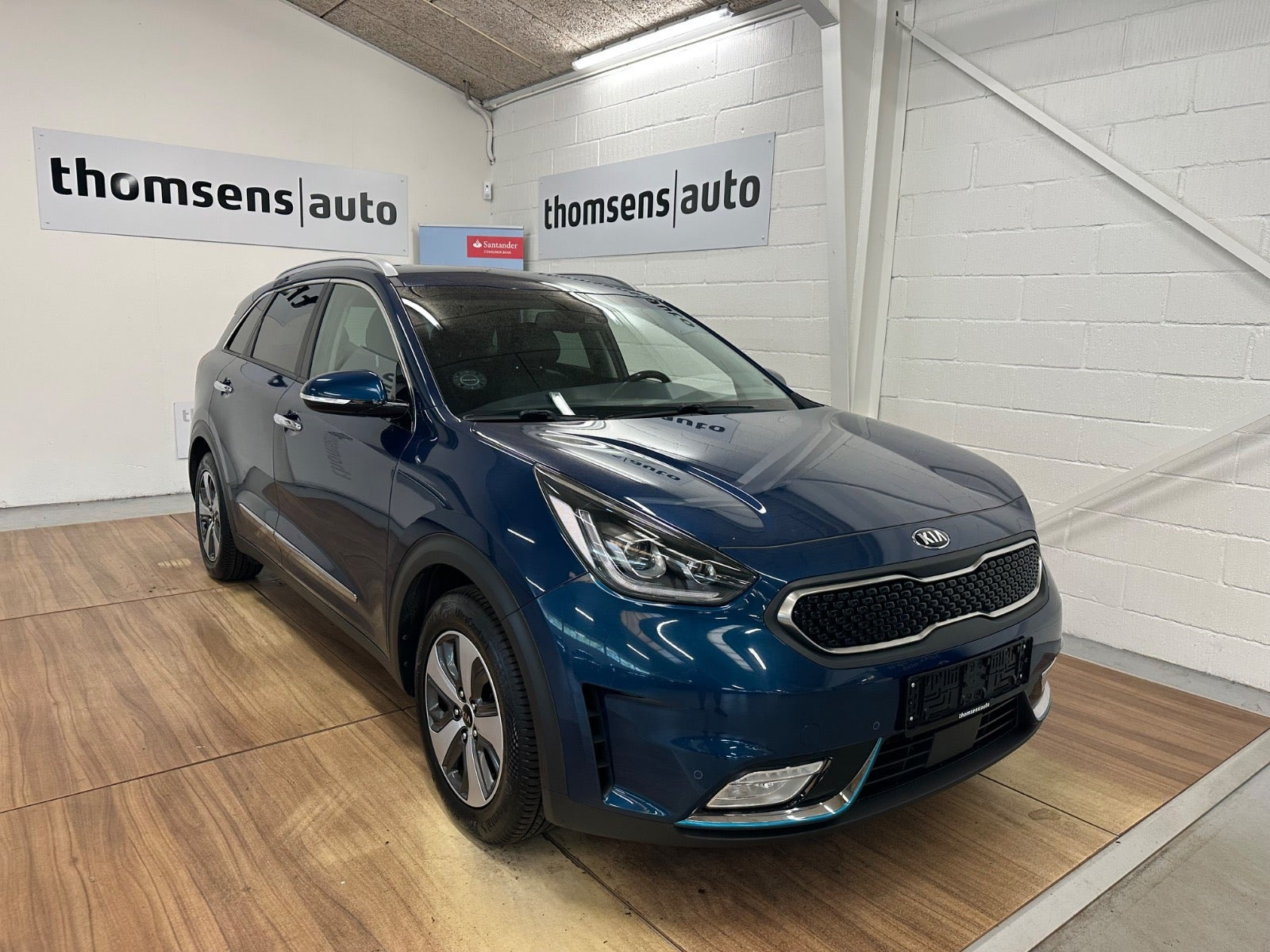 Blå Kia Niro fra 2018