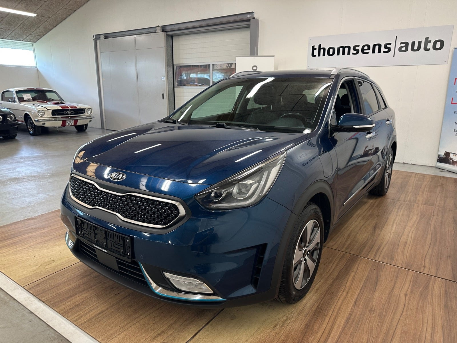 Blå Kia Niro fra 2018