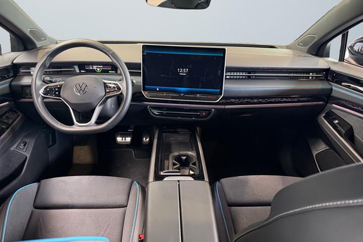 Blå VW ID.7 fra 2025