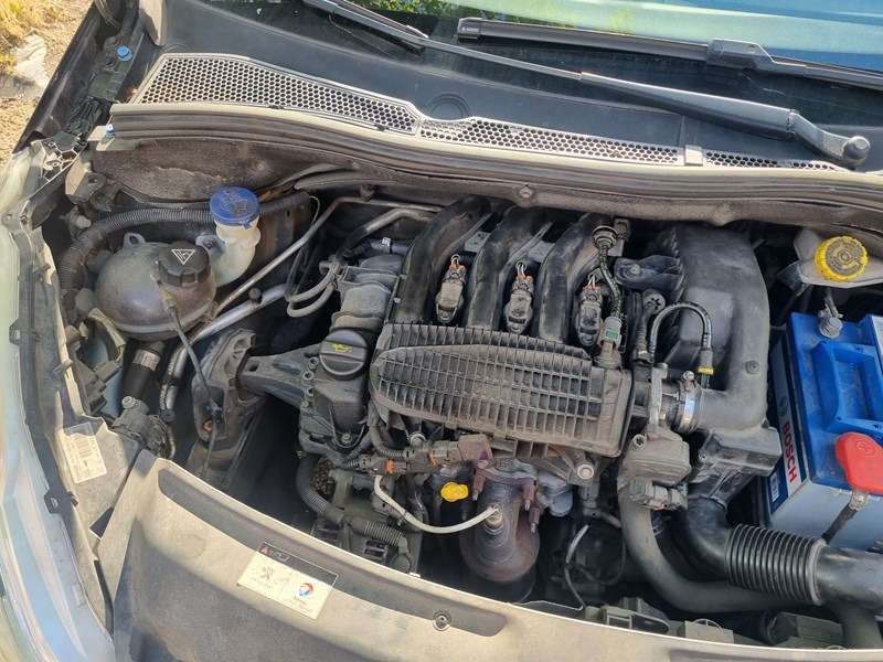 undefined Peugeot 208 fra 2016