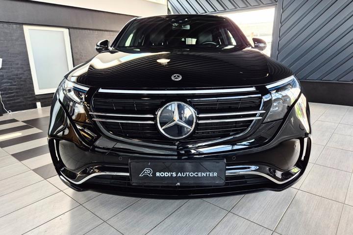 Sort Mercedes EQC400 fra 2023