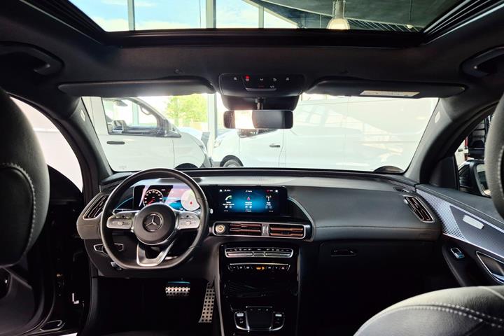 Sort Mercedes EQC400 fra 2023
