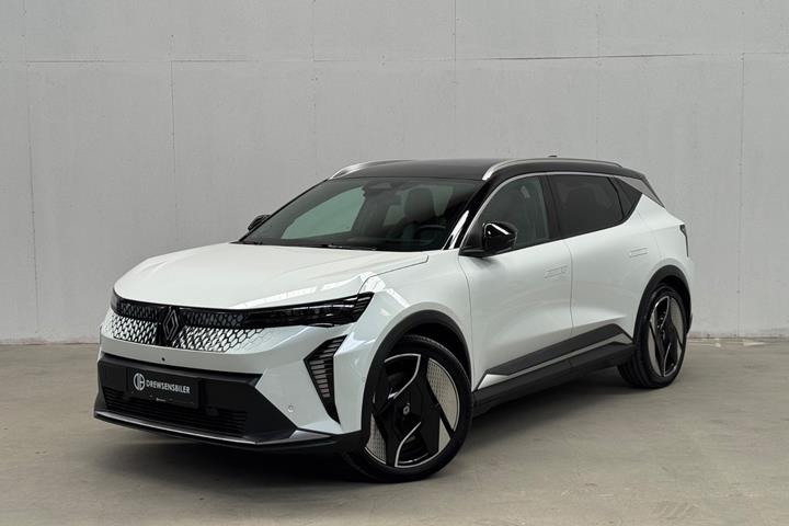 Hvid Renault Scenic E-Tech fra 2024 set udefra