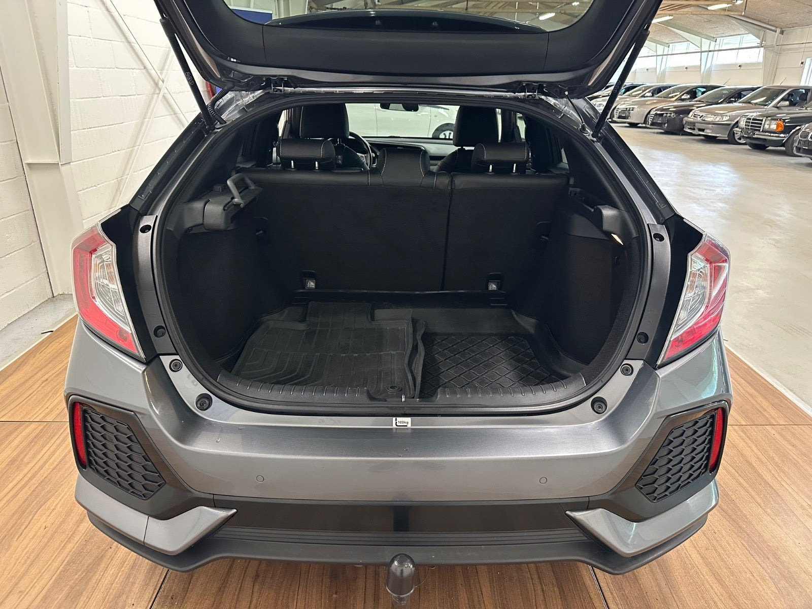 Grå Honda Civic fra 2021
