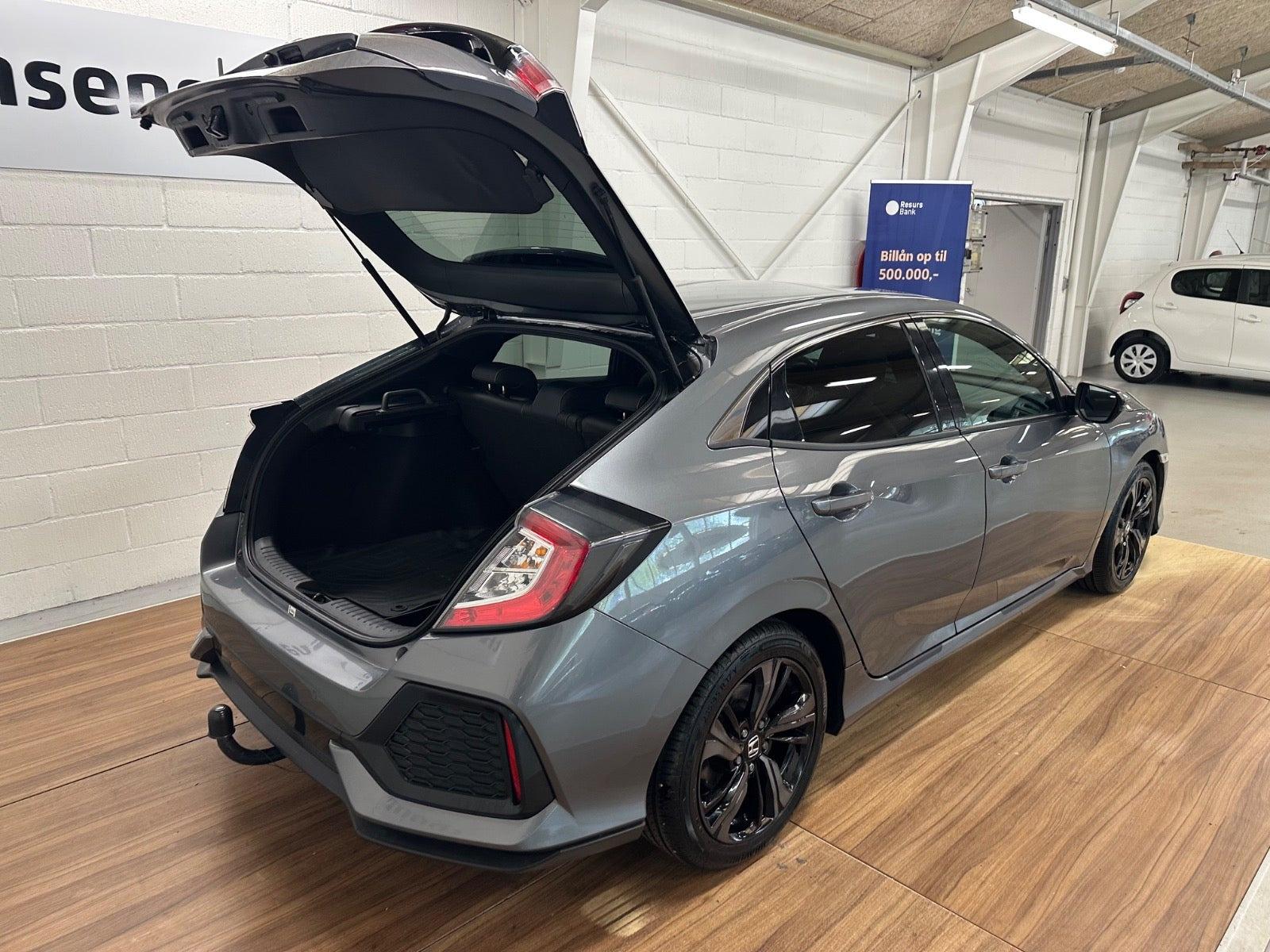 Grå Honda Civic fra 2021