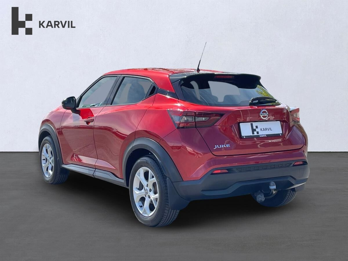Rød Nissan Juke fra 2020