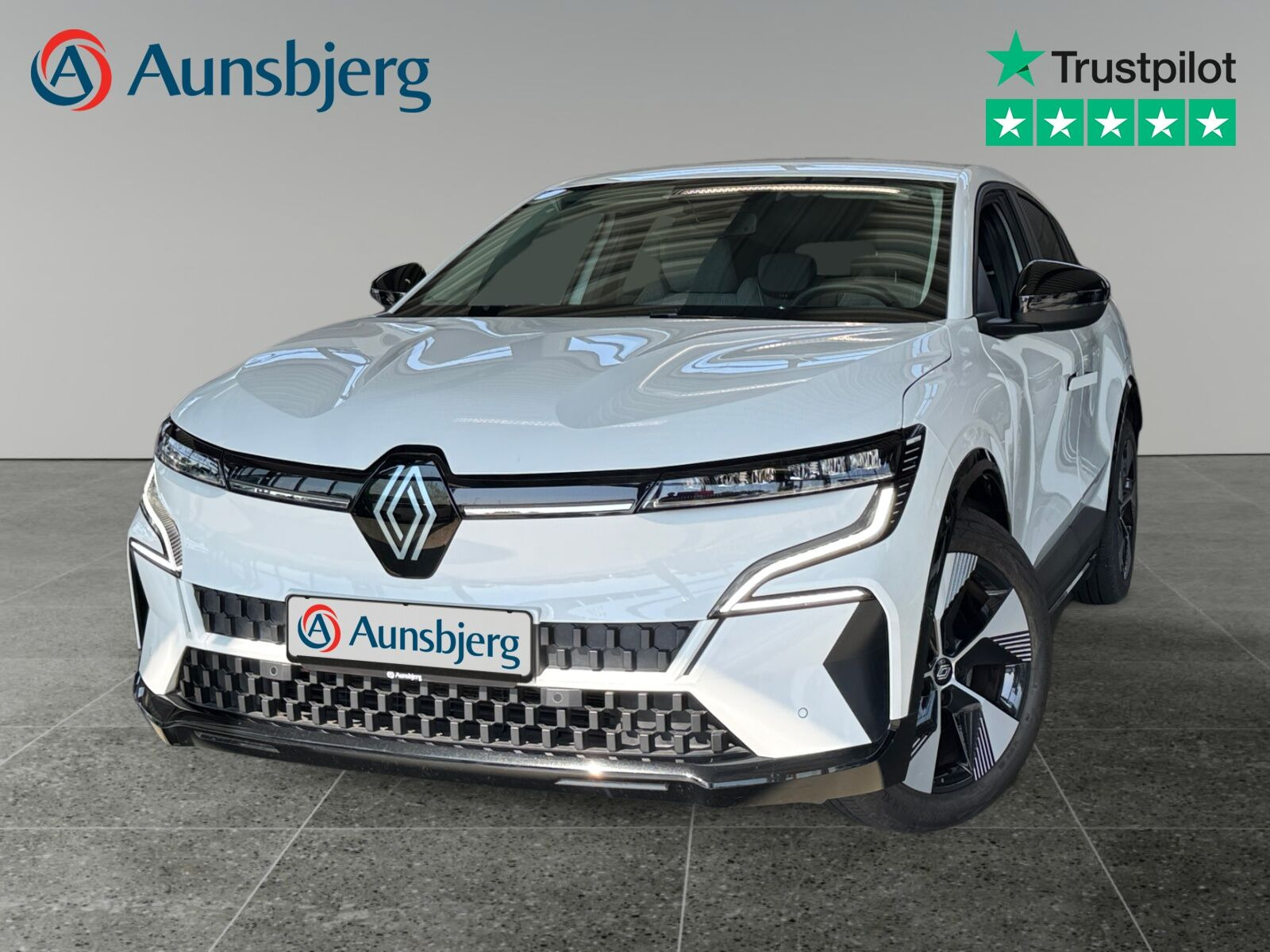 Hvid Renault Megane E-Tech fra 2022